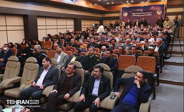 دیدار صمیمانه شهردار تهران با کارکنان شهرداری منطقه ۵