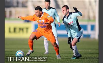 دیدار سایپا و پیکان در لیگ برتر فوتبال