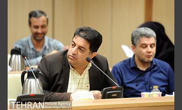 نشست هم اندیشی رئیس مرکز ارتباطات شهرداری تهران با اصحاب رسانه 38