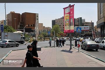 اکران شهری آثار خبرنگاران نویسنده به مناسبت روز خبرنگار 10