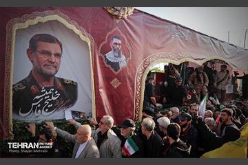 بدرقه شهیدان تنگسیری و اسحاقی توسط اهالی پایتخت 9