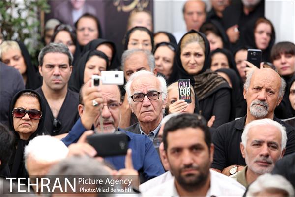 بدرقه یدالله صمدی به سوی خانه ابدی 24