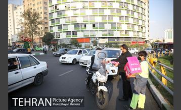 دسته عزاداری دمام زنی در بلوار کشاورز 13