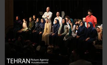 نمایش پدران‎ 24