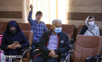 دیدار صمیمی شهروندان دارای معلولیت منطقه 5 با سیدمحمد آقامیری عضو شورا و احسان شریفی شهردار منطقه 5