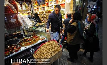 خرید شب یلدا در بازار تجریش 23