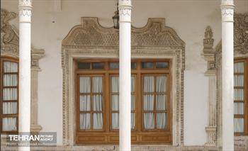 بازدید معماران از مجموعه تاریخی اتحادیه و پروژه بازآفرینی ساختمان بلدیه 20