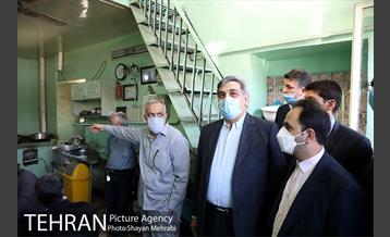 بازدید شهردار تهران از قهوه‌خانه حسین رمضان یخی در محله دروازه غار 21