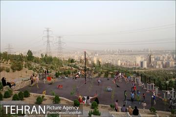 عصر تابستانی در بوستان آبشار تهران 17