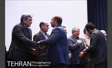 اهدای ماشین آلات خدمات شهری به شهرهای سیل زده  34