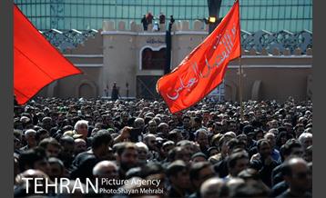 مراسم عاشورای حسینی در میدان امام حسین(ع) 13