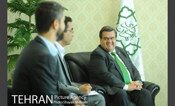 حضور شهردار مونترال در برج میلاد برای امضاء تفاهم نامه با شهرداری تهران 5