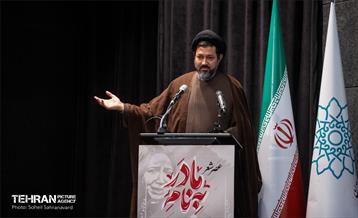 عصر شعر «به‌نام مادر» 18