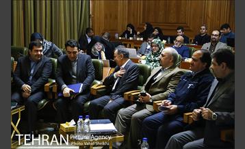 جلسه شورای شهر با حضور شهردار تهران 19