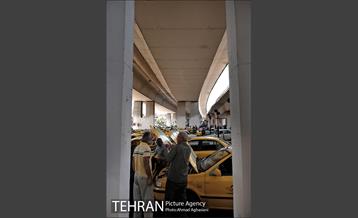 استراحت ظهرگاهی تاکسیرانان زیر پُل سیدخندان 11