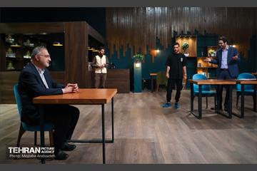 حضور شهردار تهران در برنامه «بدون توقف» 15