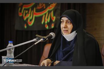 حضور نرگس معدنی پور در منطقه 5