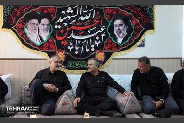شهردار تهران در آیین وداع با آقای شهید ایران 35