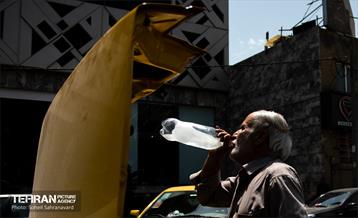 گرم‌ترین روزهای تهران 18