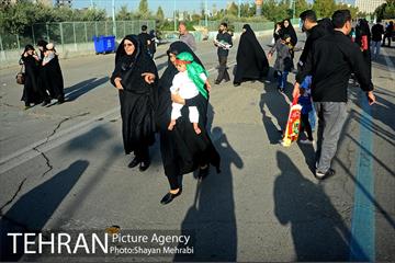 مراسم شیرخوارگان حسینی در مصلی تهران 6