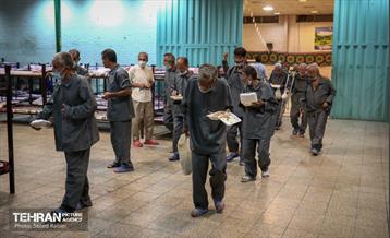 بازدید رئیس سازمان مدیریت بحران شهرداری تهران از گرمخانه خاوران 49