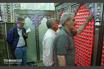 دعای روز عرفه در امامزاده صالح (ع) 16