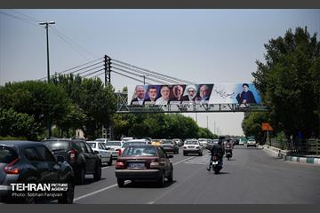 نصب تبلیغات نامزدهای چهاردهمین دوره انتخابات ریاست جمهوری در پایتخت 76