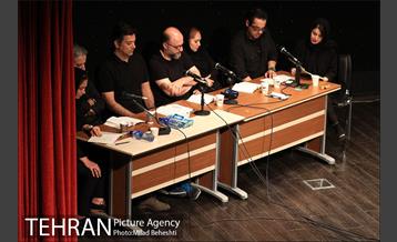 فیلمنامه خوانی سگ کشی در فرهنگسرای اندیشه‎ 10