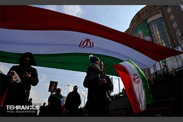 راهپیمایی ۲۲ بهمن در تهران - 3 48