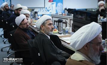 دیدار با ائمه جماعات مساجد آسیب‌دیده در اغتشاشات اخیر شهر تهران 12