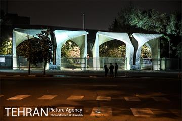 تهران پس از ساعت بیست و یک  14