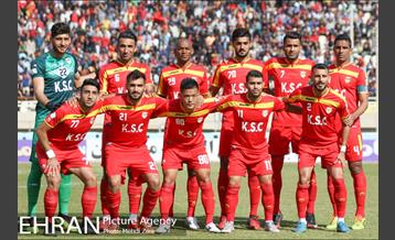 دیدار تیم‌های فولاد خوزستان و استقلال تهران 2