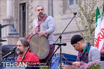 کنسرت گروه رستاک در میدان مشق 14