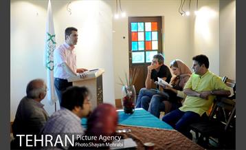 نشست کانون ادبی پژواک شهر 17