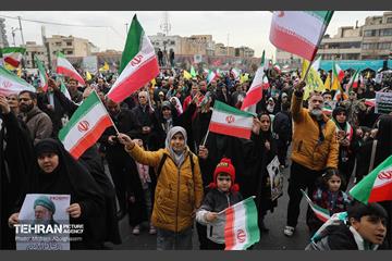 چهل‌و‌‌هفتمین جشن پیروزی انقلاب اسلامی 55
