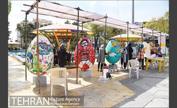 جشنواره تخم مرغ های رنگی در میدان هفت حوض 19