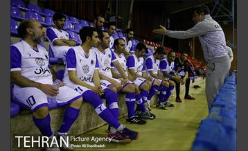 دیدار دوستانه فوتسال تیم عکاسان مطبوعاتی و کارآفرینان 13