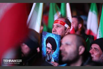 اجتماع مردم در هفتمین روز شهادت رهبر انقلاب اسلامی 25