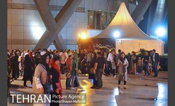 جشنواره‌ شب‌های تابستان برج میلاد تهران 12