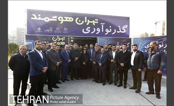 بازدید شهردار تهران از گذر نوآوری در میدان هفت تیر 15
