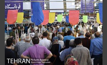 بازدید شهردار تهران از جایگاه های عرضه دام بهداشتی 10