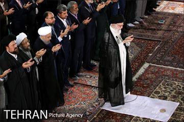 نماز عید فطر به امامت رهبر انقلاب 19