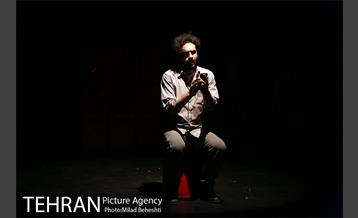 نمایش مانوس‎ 4
