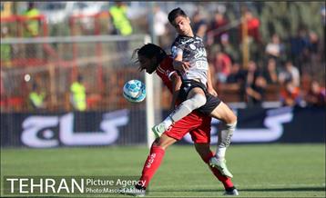 دیدار تراکتورسازی و پرسپولیس در لیگ برتر فوتبال 15