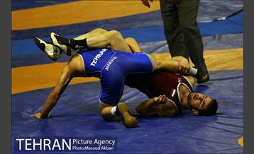 رقابت های عمومی کشتی آزاد بزرگسالان کشور