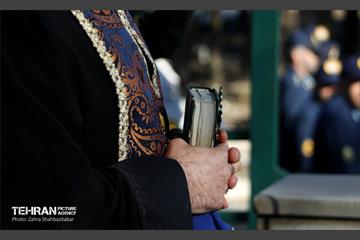 آیین غبارروبی و عطر افشانی مزار ۱۱۴ شهید مسیحی در منطقه ۱۵ 22