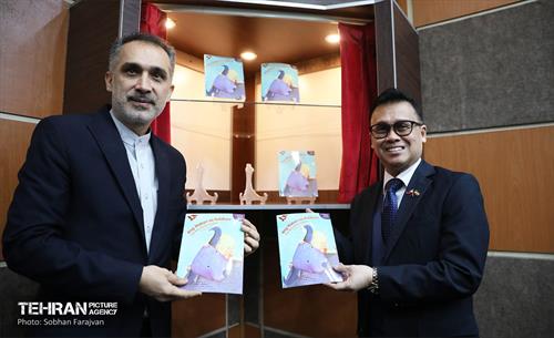 آیین اهدای کتاب  7