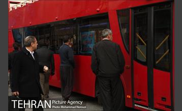 آیین رونمایی و بهره برداری از ناوگان حمل و نقل پاک با حضور دکتر قالیباف 21