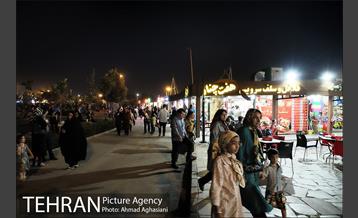 شب های تابستانی دریاچه چیتگر 16