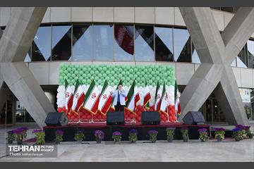 روز جمهوری اسلامی ایران در برج میلاد 23